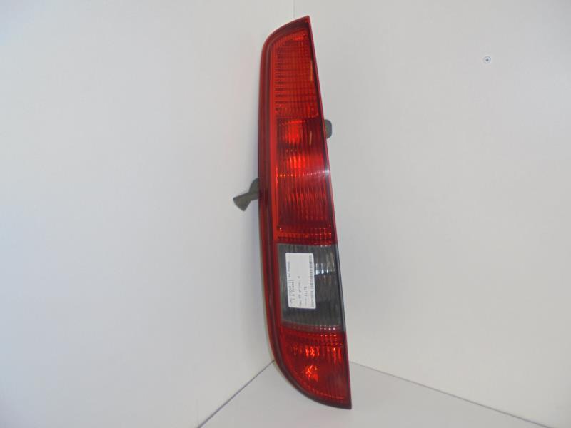Fanale posteriore principale sinistro (luci) FORD FOCUS 2 PHASE 1 BREAK Diésel - 1