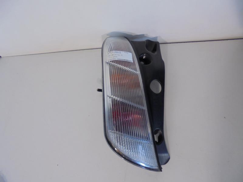 Fanale posteriore principale sinistro (luci) LANCIA YPSILON 4 PHASE 2 Gasolina - 1