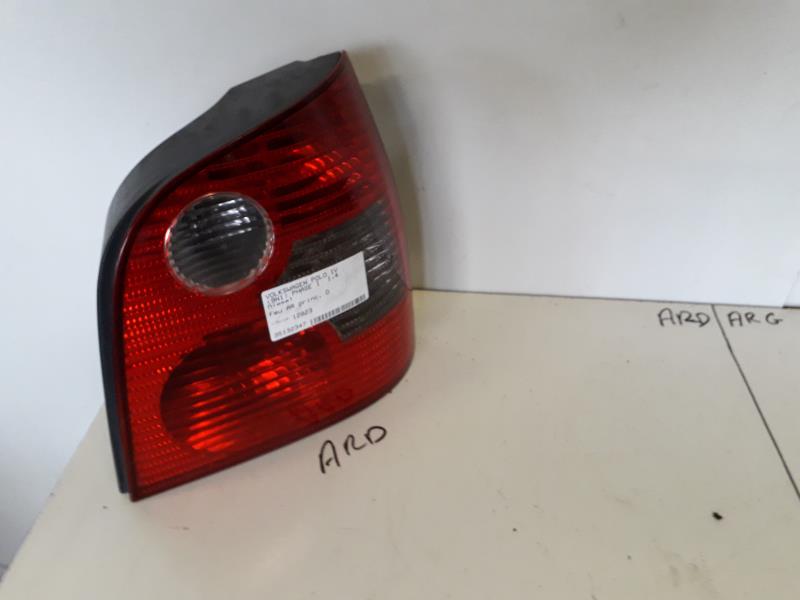Fanale posteriore principale destro (luci) VOLKSWAGEN POLO 4 PHASE 1 Diésel - 1