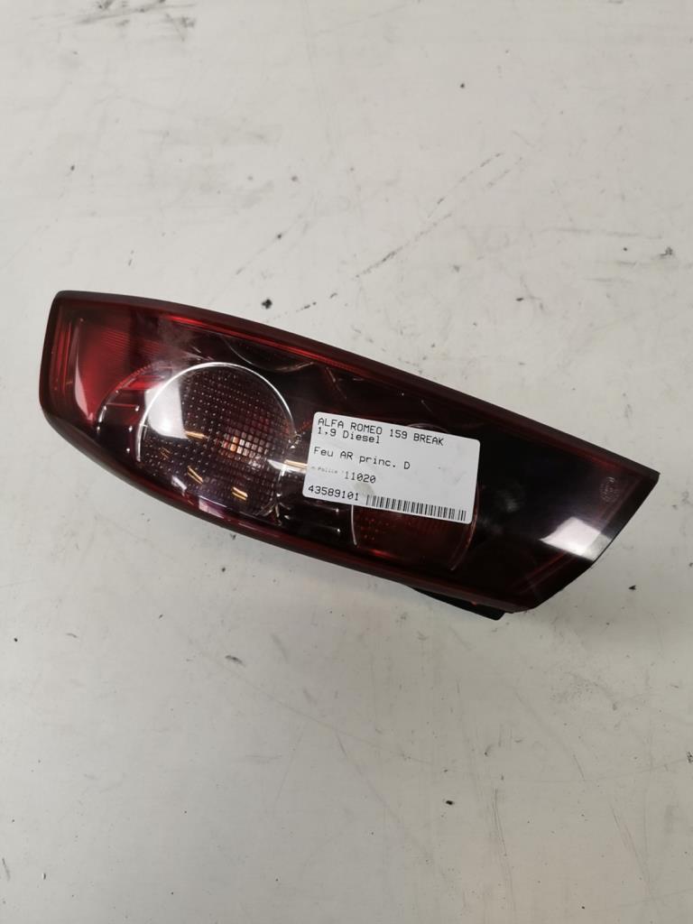 Fanale posteriore principale destro (luci) ALFA ROMEO 159 BREAK Diésel - 1