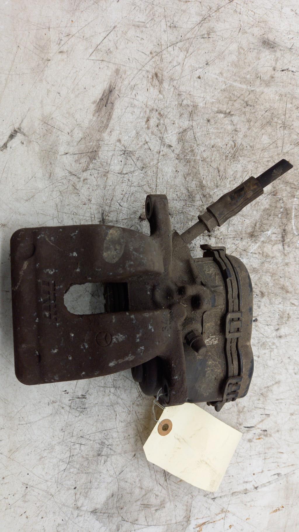 Pinza freni posteriore destra MERCEDES CLASSE A 176 PHASE 1 Diésel - 1