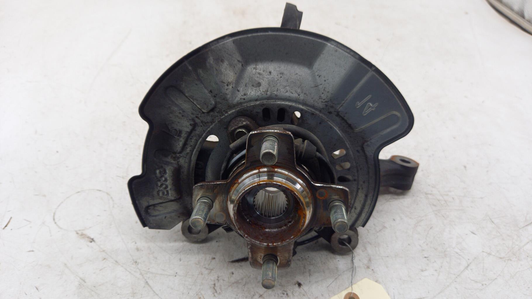 Mozzo anteriore destro SUZUKI SWIFT 5 Gasolina - 1