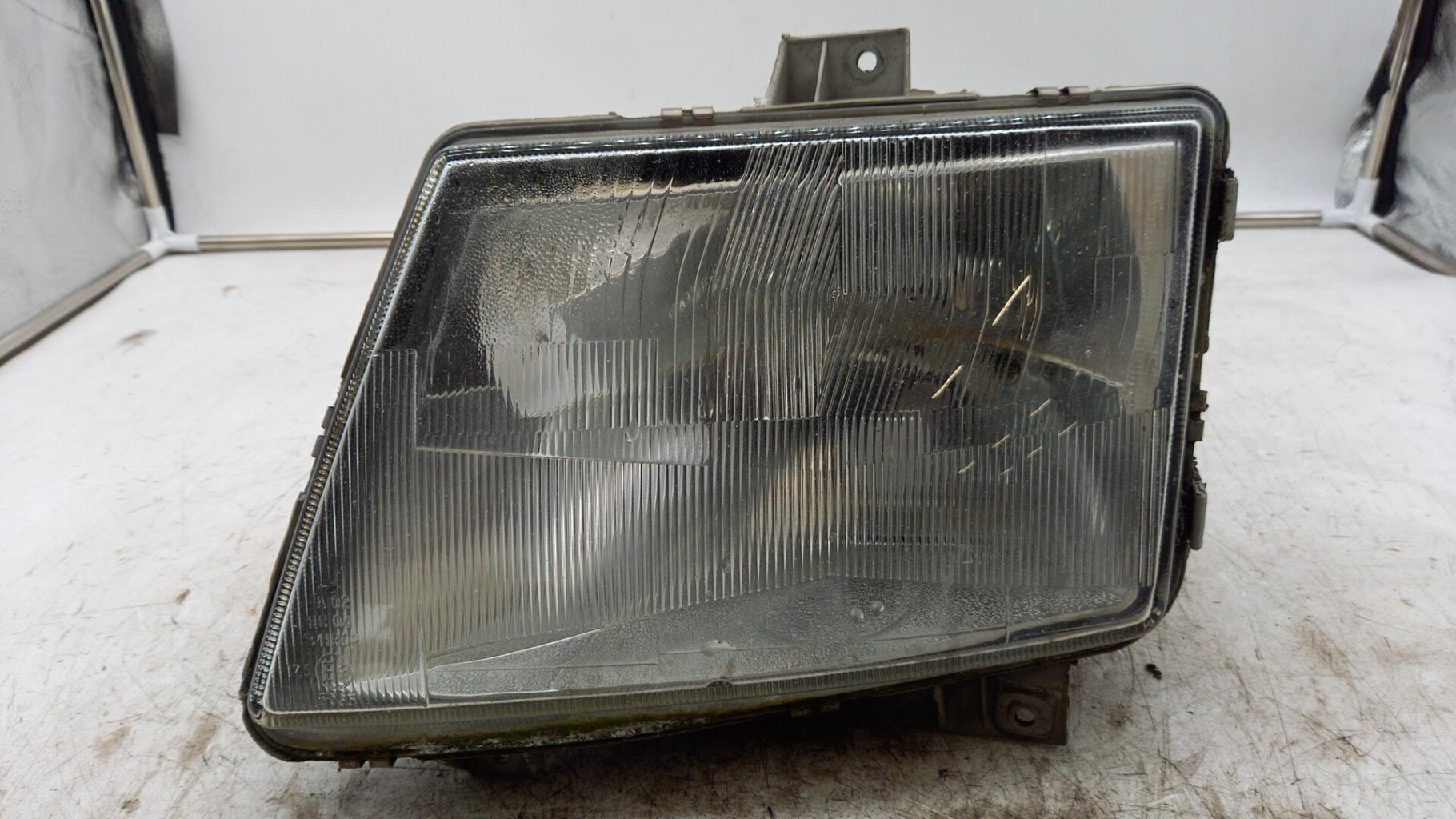 Gruppo ottico anteriore principale sinistro (luci)(faro) MERCEDES VITO 638 Diésel - 1