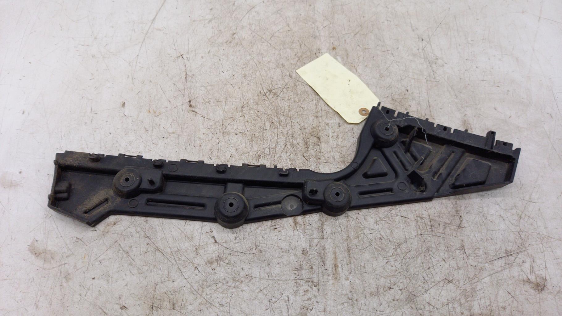 Support de pare chocs arriere RENAULT TRAFIC 3 Diesel - 1