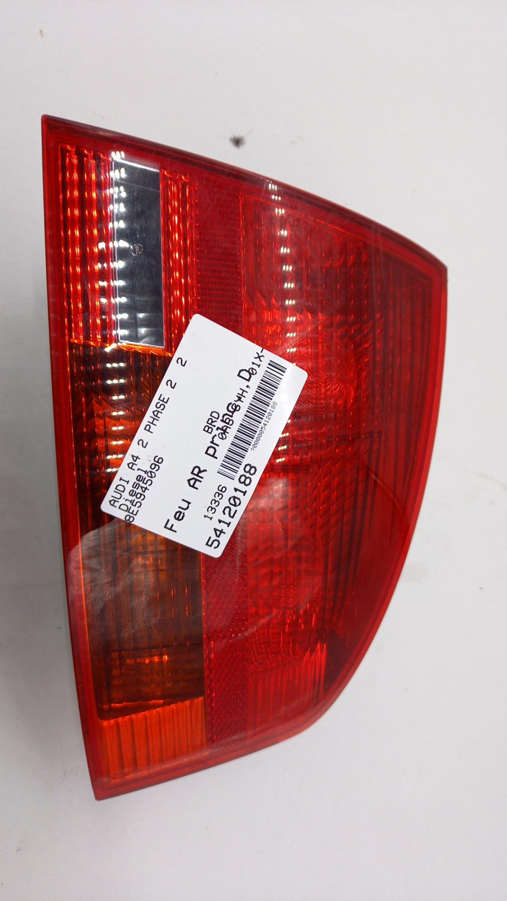 Fanale posteriore principale destro (luci) AUDI A4 2 PHASE 2 Diésel - 1
