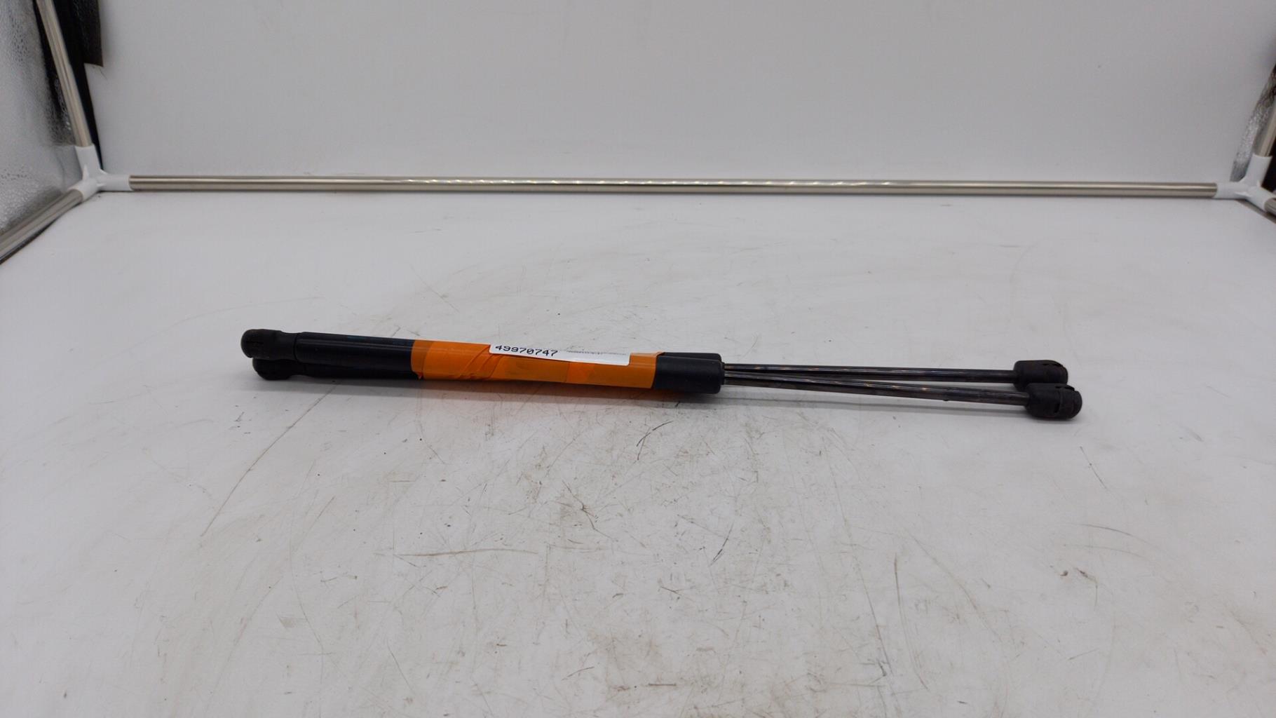Verin de coffre VOLKSWAGEN SCIROCCO 3 PHASE 1 COUPE Essence - 1