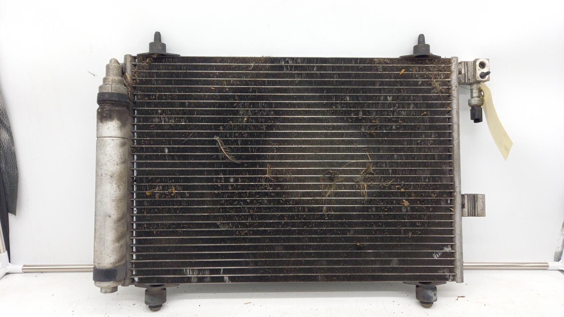 Condensatore clima PEUGEOT 407 PHASE 1 BREAK Diésel - 1