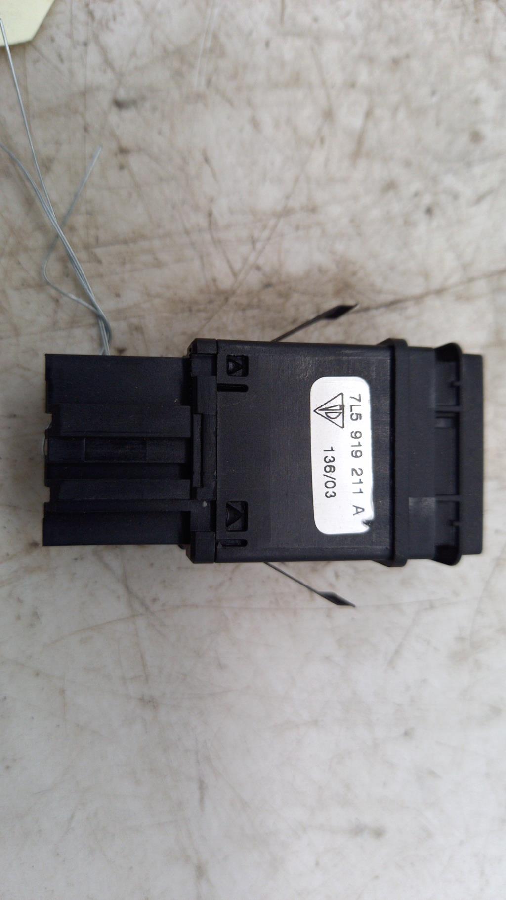 Bouton/Interrupteur PORSCHE CAYENNE 1 PHASE 1 Essence - 1