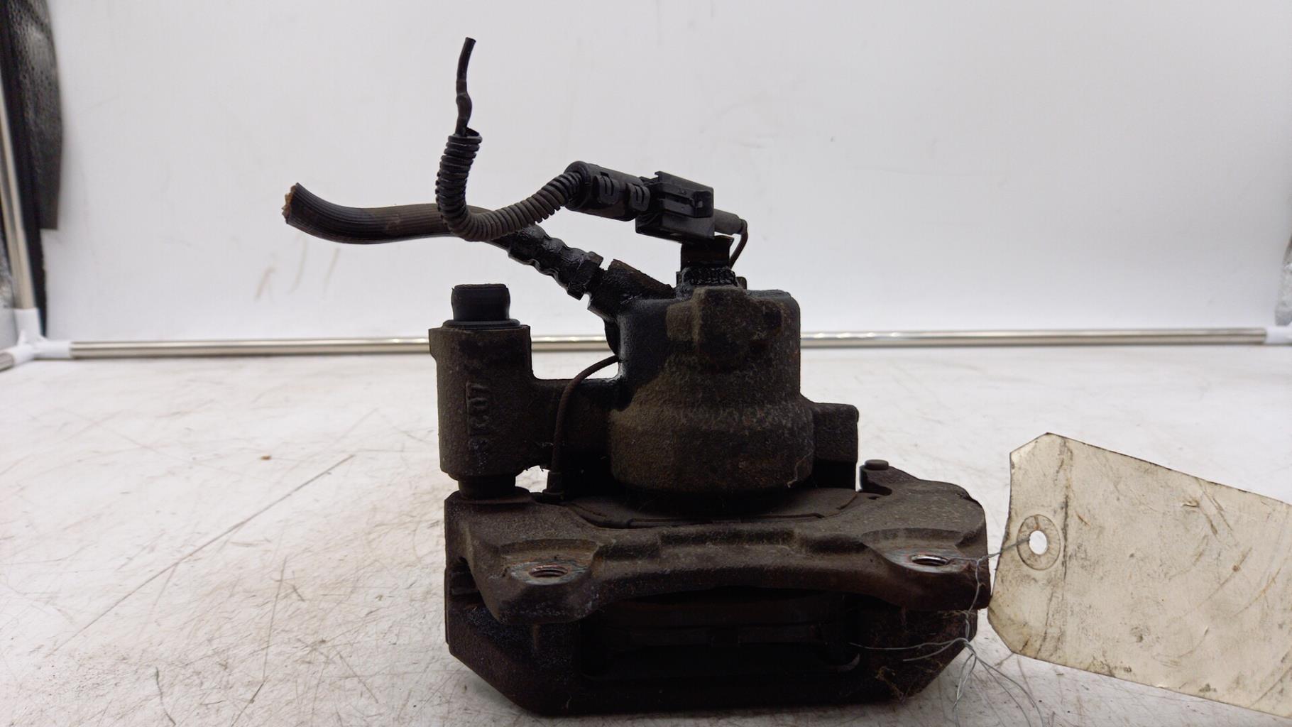 Pinza freni anteriore sinistra FIAT 500 2 PHASE 1 Gasolina - 1