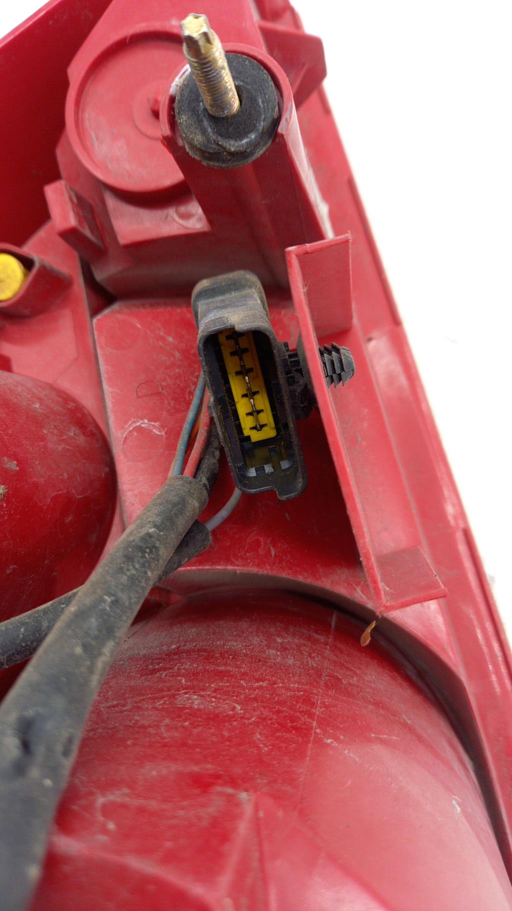 Fanale posteriore principale destro (luci) OPEL TIGRA 2  - 1