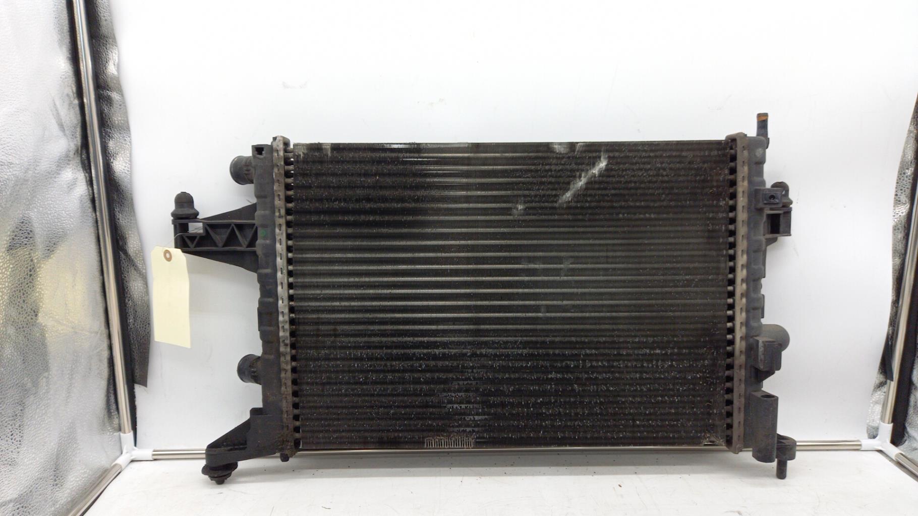 Radiatore acqua OPEL TIGRA 2  - 1