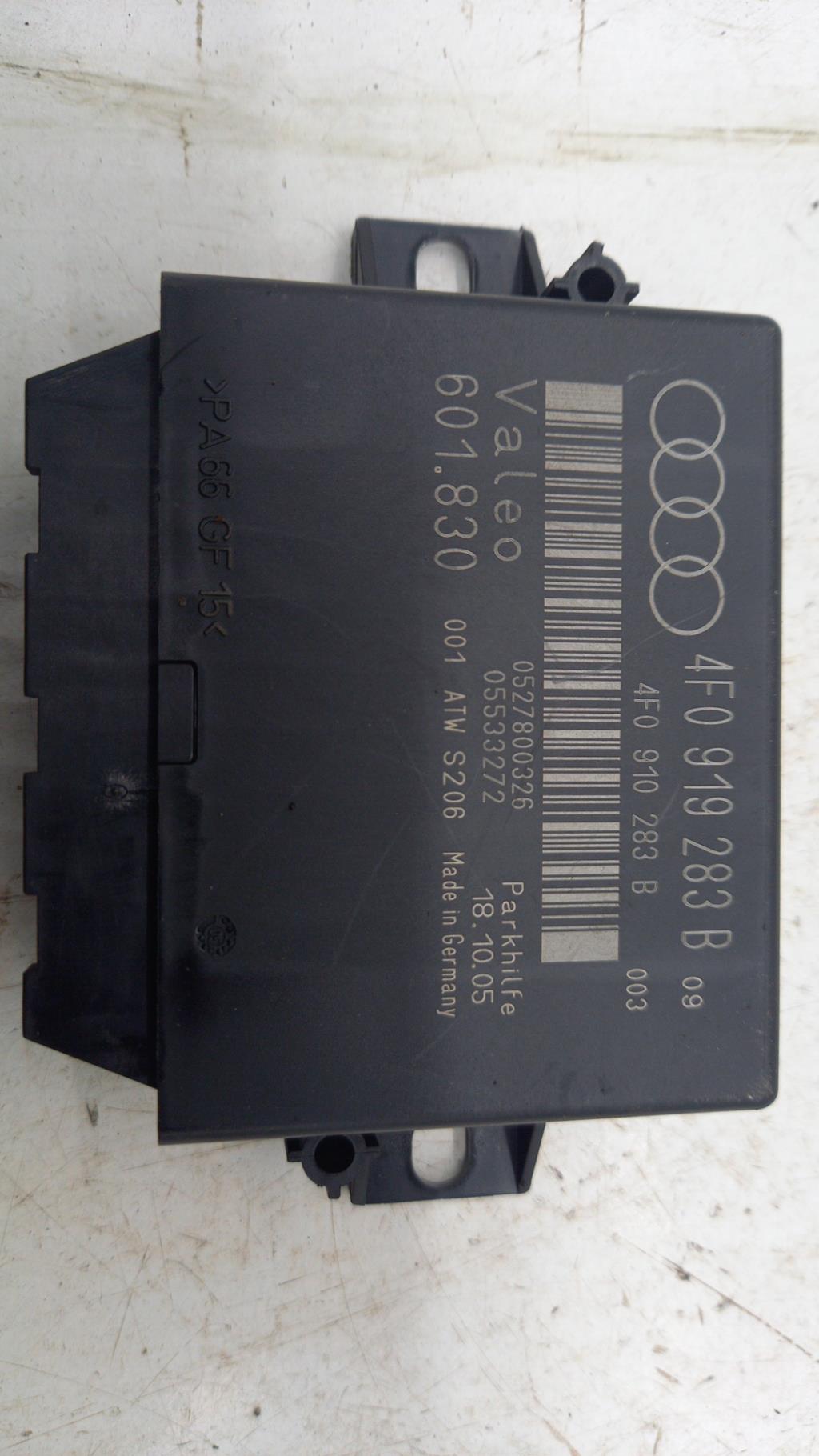 Boitier radar de recul AUDI A6 3 PHASE 1 Essence - 1