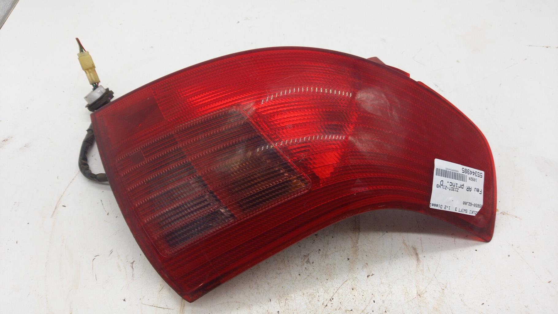 Fanale posteriore principale destro (luci) SUZUKI SWIFT 3 Diésel - 1