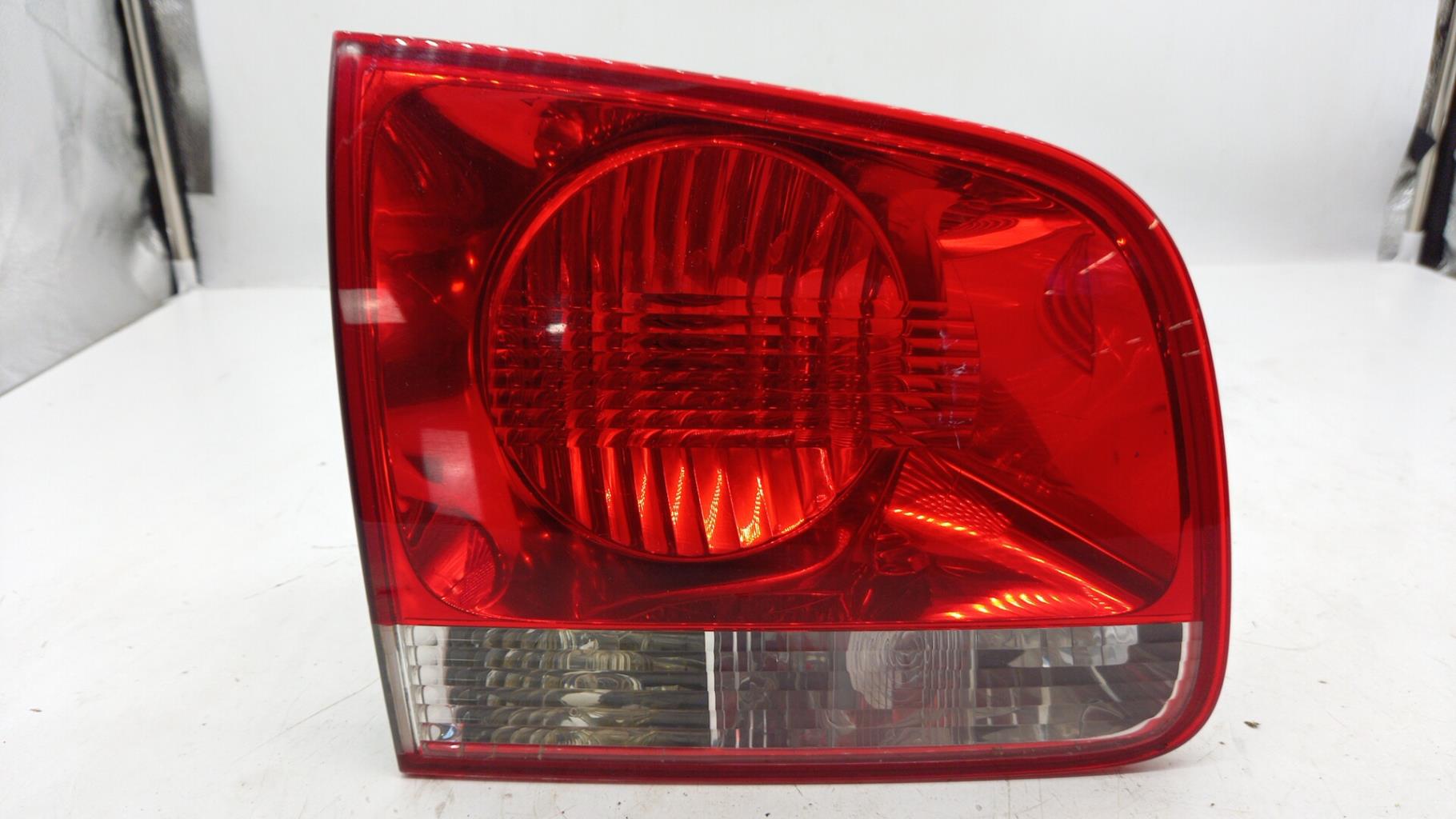 Gruppo ottico posteriore secondario sinistro (luci) VOLKSWAGEN TOUAREG 1 PHASE 1 Gasolina - 1