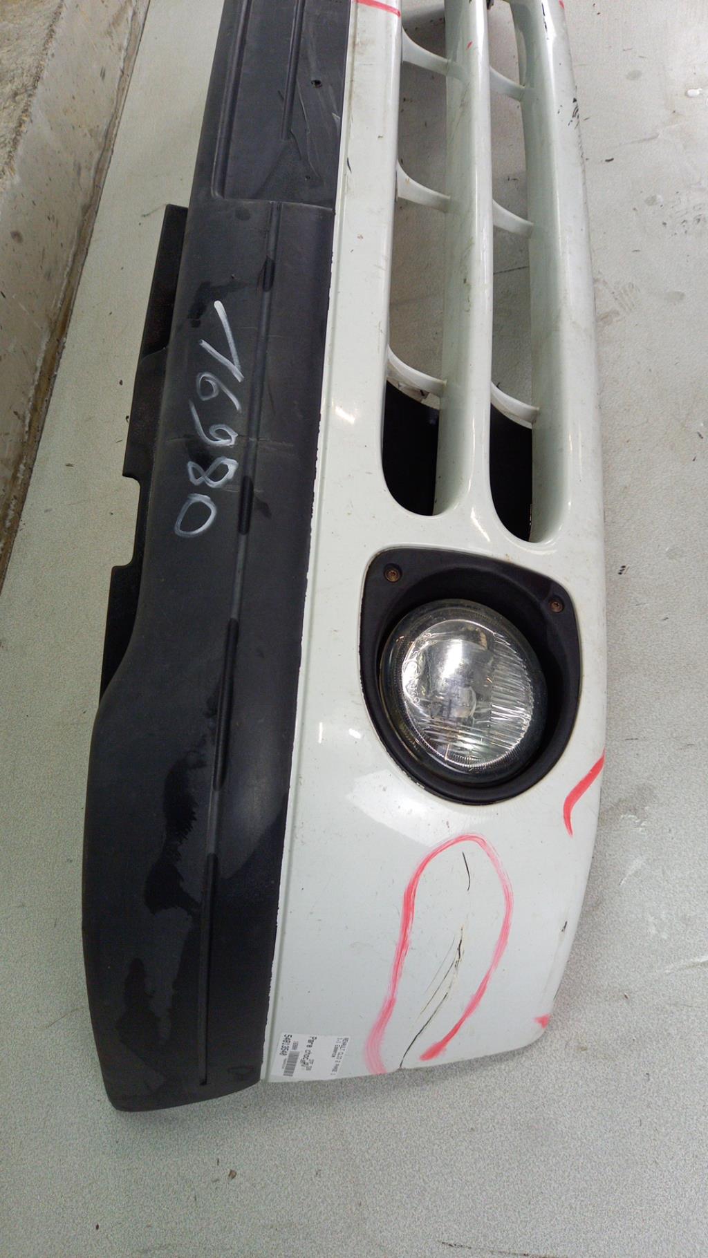 Paraurti anteriore RENAULT CLIO 2 PHASE 1 Gasolina - 1