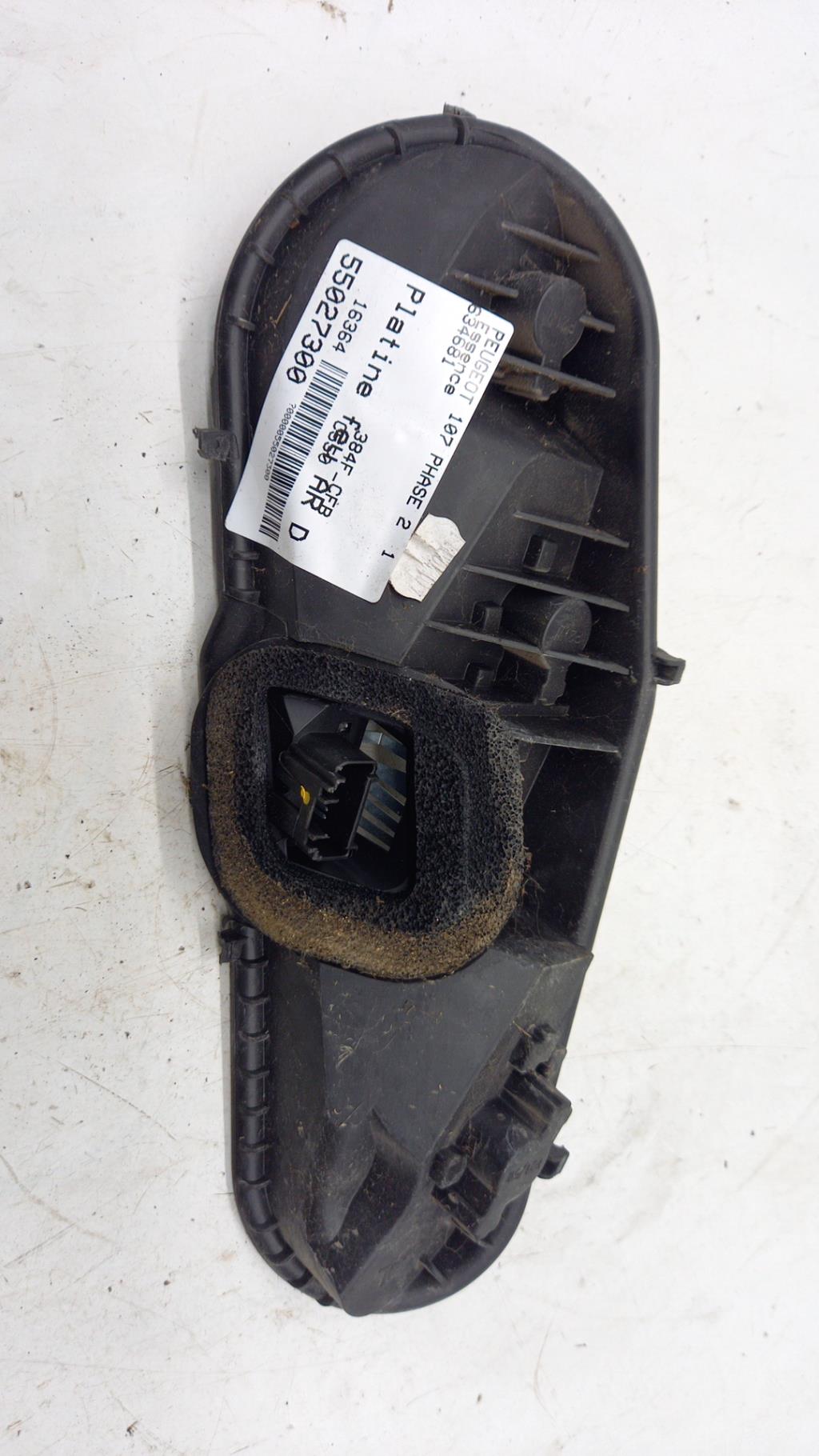 Base portalampade fanale posteriore destro PEUGEOT 107 PHASE 2 Gasolina - 1