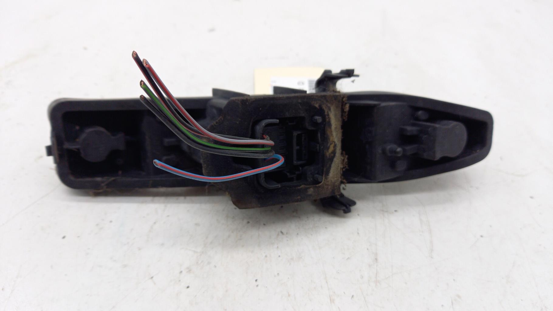 Base portalampade fanale posteriore destro RENAULT SCENIC 2 PHASE 1 Diésel - 1