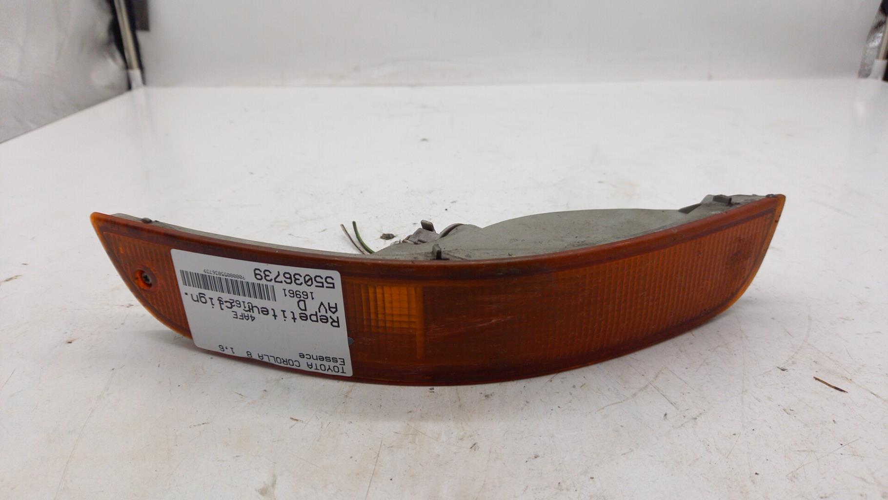 Ripetitore lampeggiante anteriore destro (Luci) TOYOTA COROLLA 8 Gasolina - 1