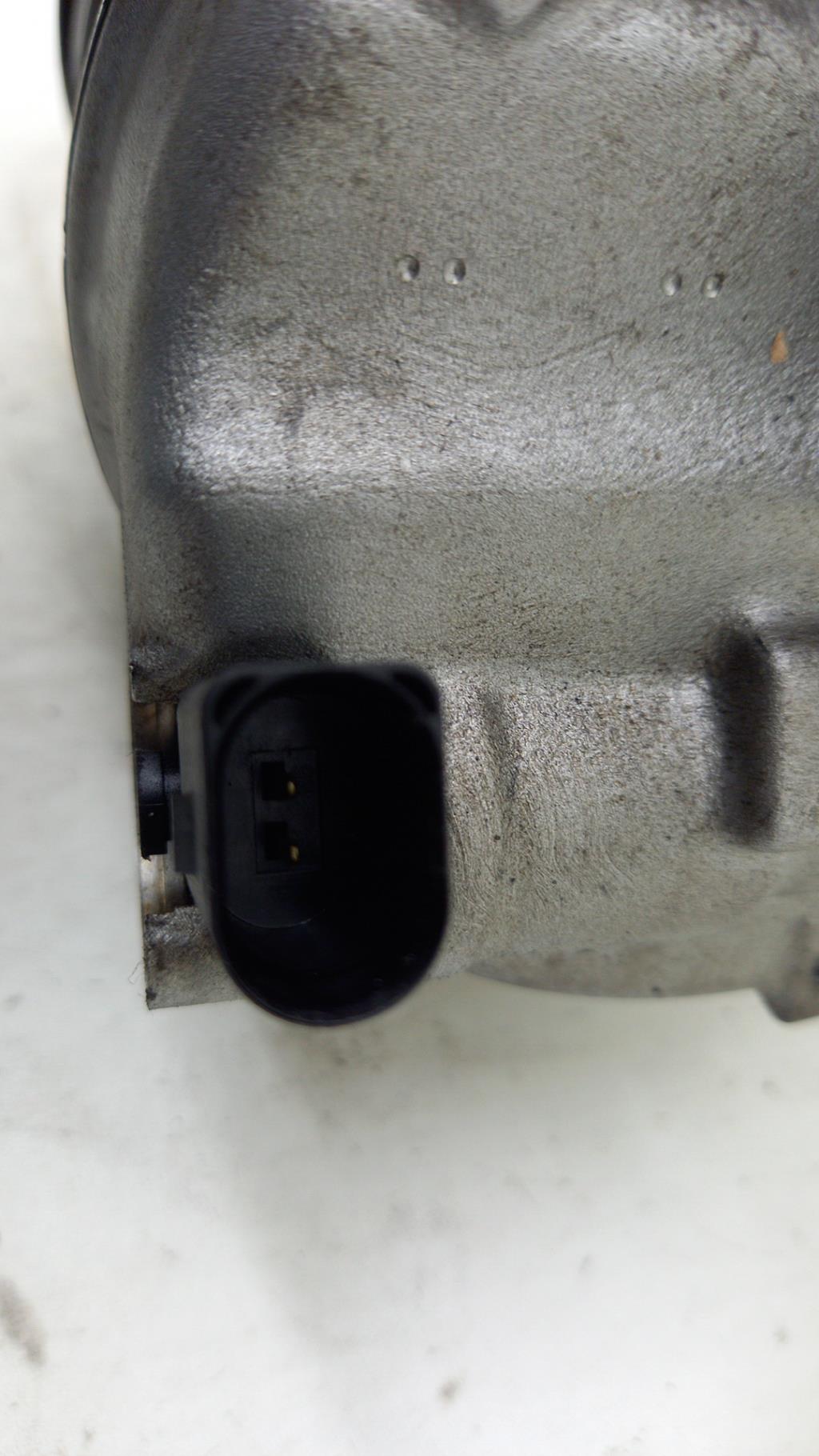 Compresseur clim AUDI A3 3 SPORTBACK RS3 PHASE 1 Essence - 1