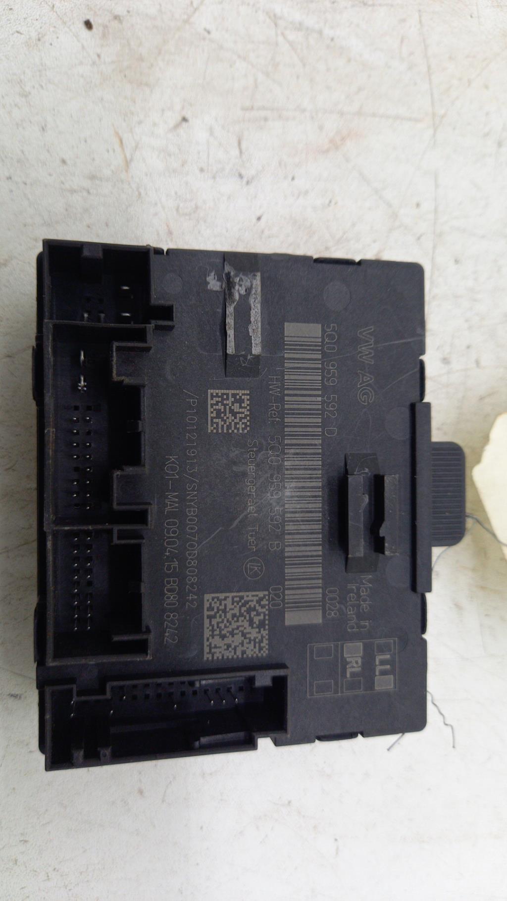 Divers AUDI A3 3 SPORTBACK RS3 PHASE 1 Essence - 1