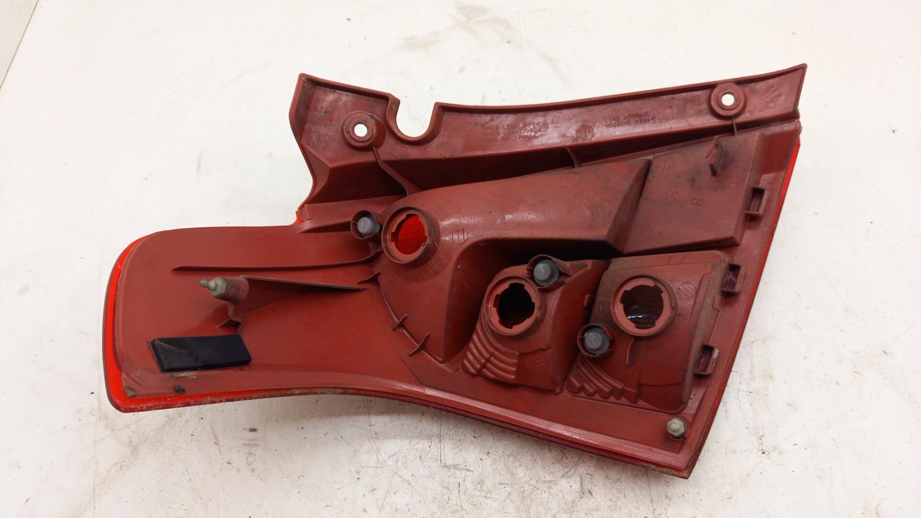 Fanale posteriore principale destro (luci) SUZUKI SWIFT 3 Diésel - 1
