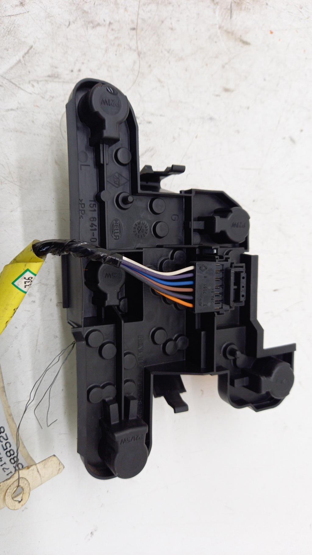 Base portalampade fanale posteriore sinistro RENAULT MEGANE 1 PHASE 2 Gasolina - 1