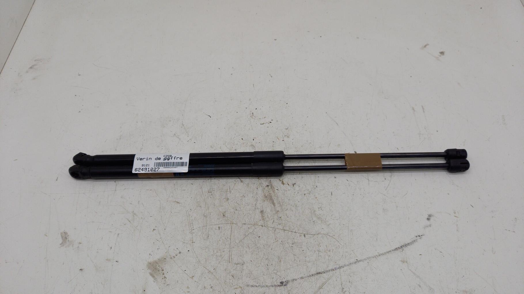 Verin de coffre AUDI A3 3 SPORTBACK RS3 PHASE 1 Essence - 1