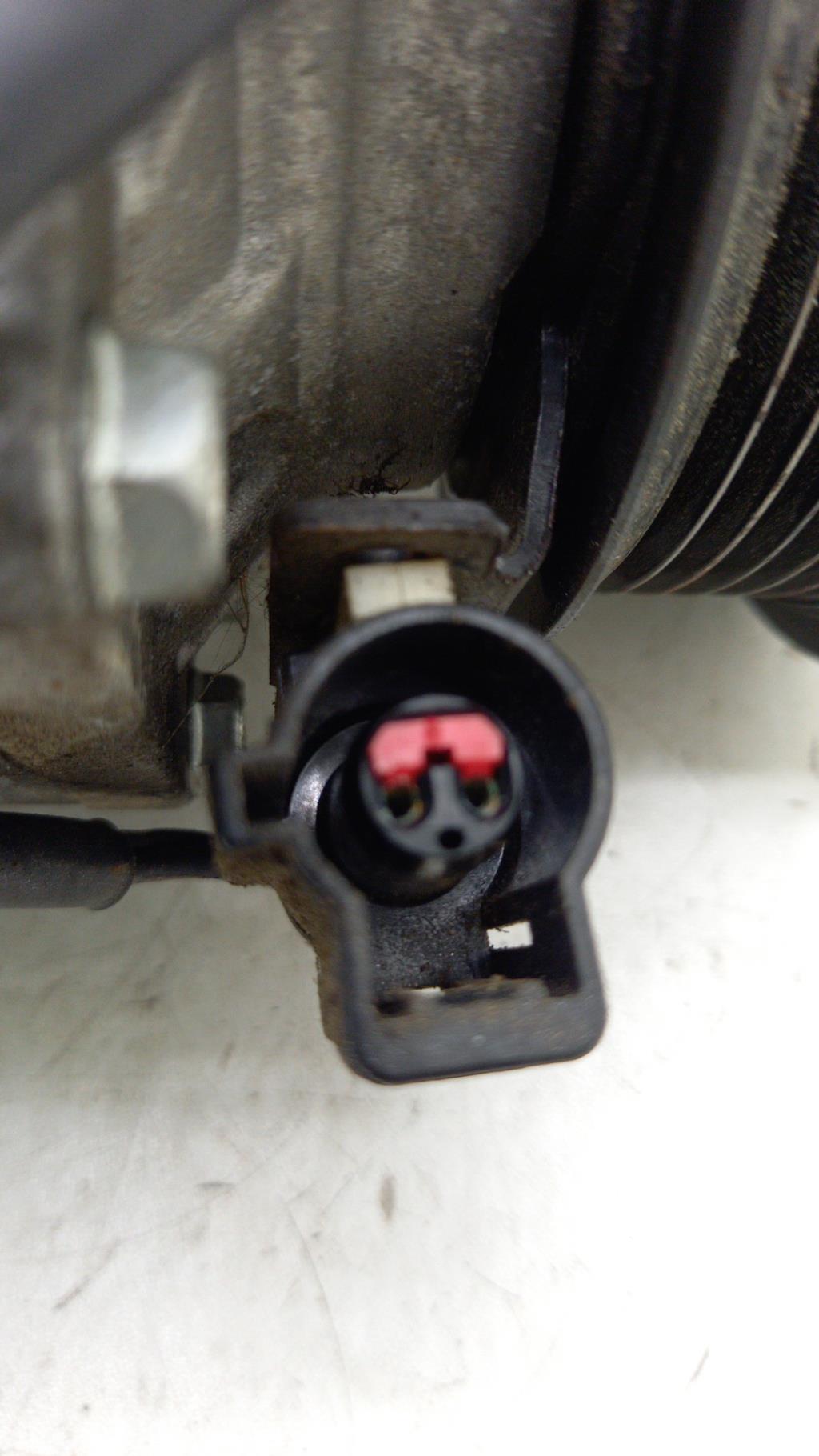 Compresseur clim MAZDA 2 1 Essence - 1
