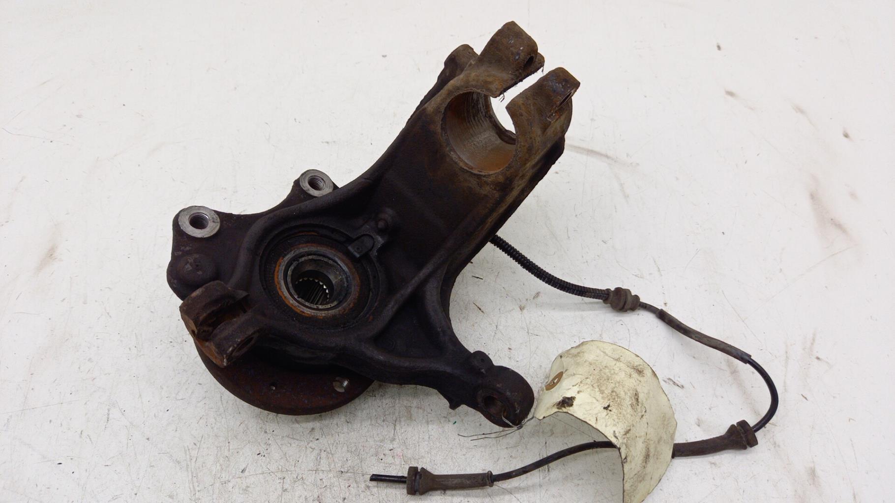 Moyeu avant droit CITROEN C2 PHASE 2 Essence - 1