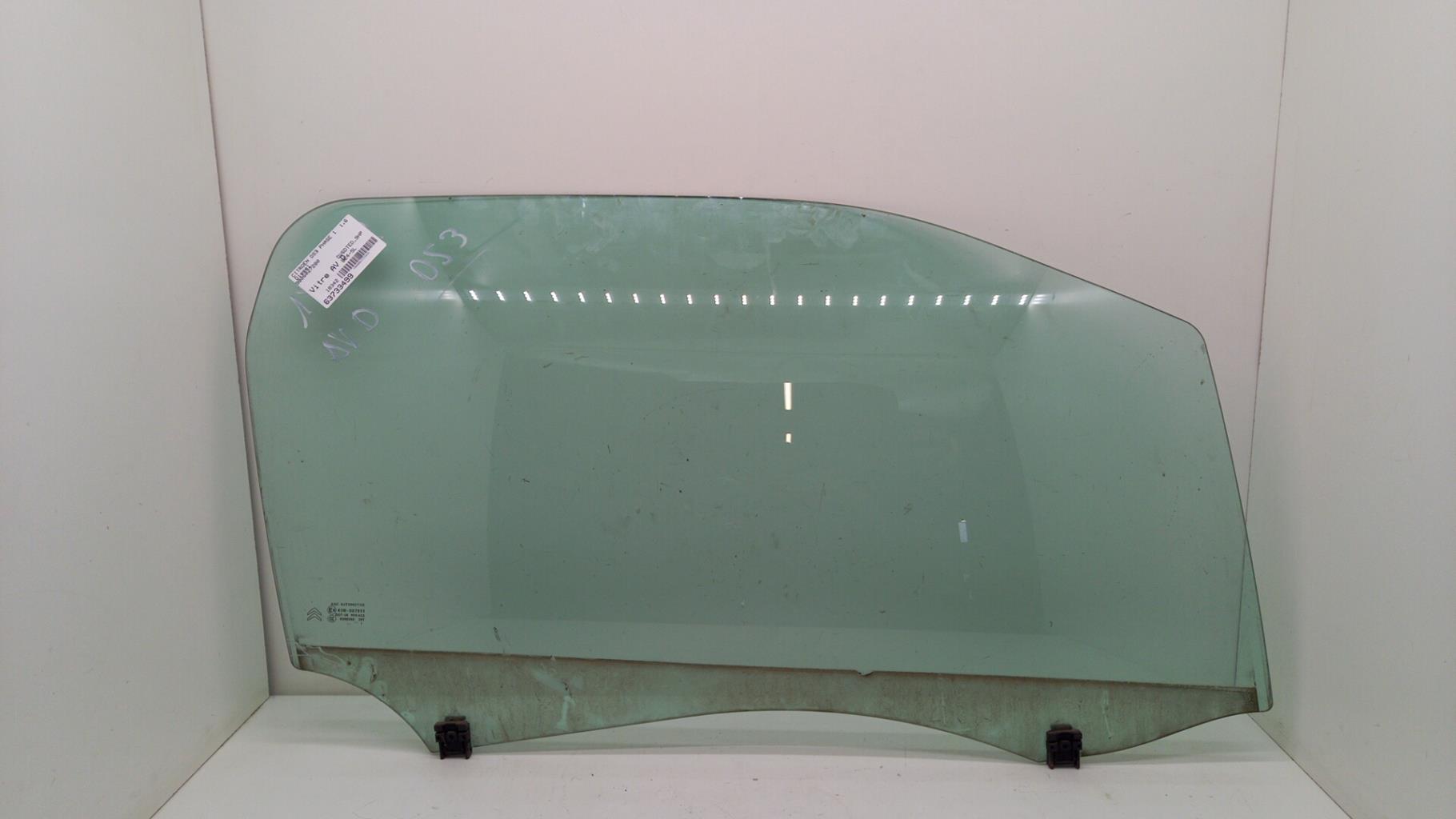 Vitre avant droit CITROEN DS3 PHASE 1 Diesel - 1