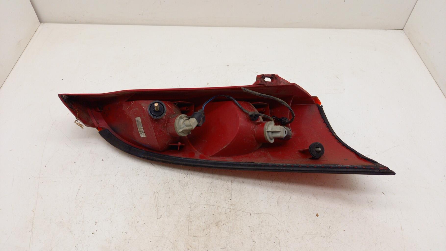 Fanale posteriore principale sinistro (luci) FORD FOCUS 1 Gasolina - 1