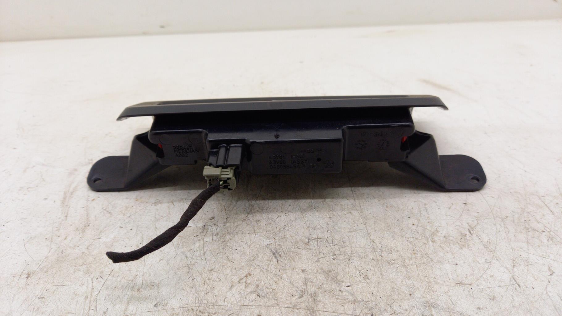 Luce stop centrale CHRYSLER 300C PHASE 1 Diésel - 1