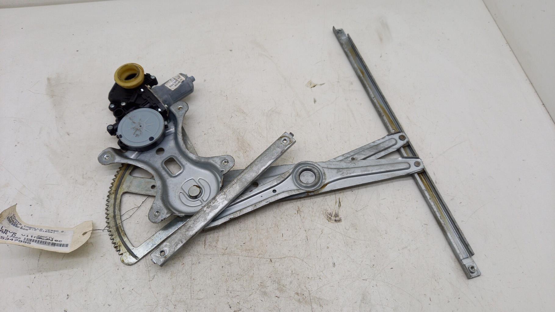 Alzacristalli elettrico posteriore destro TOYOTA COROLLA VERSO 2 PHASE 1 Diésel - 1