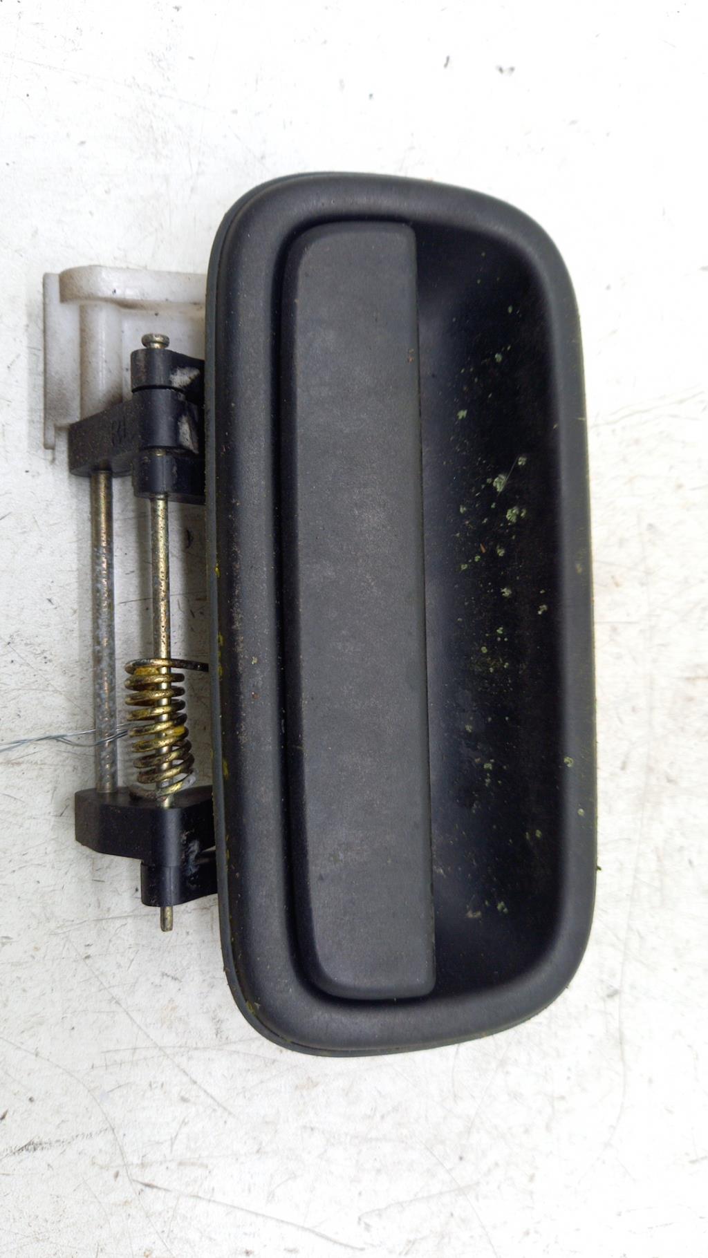 Maniglia portiera posteriore sinistra TOYOTA LAND CRUISER 3 J90 PHASE 1 Diésel - 1