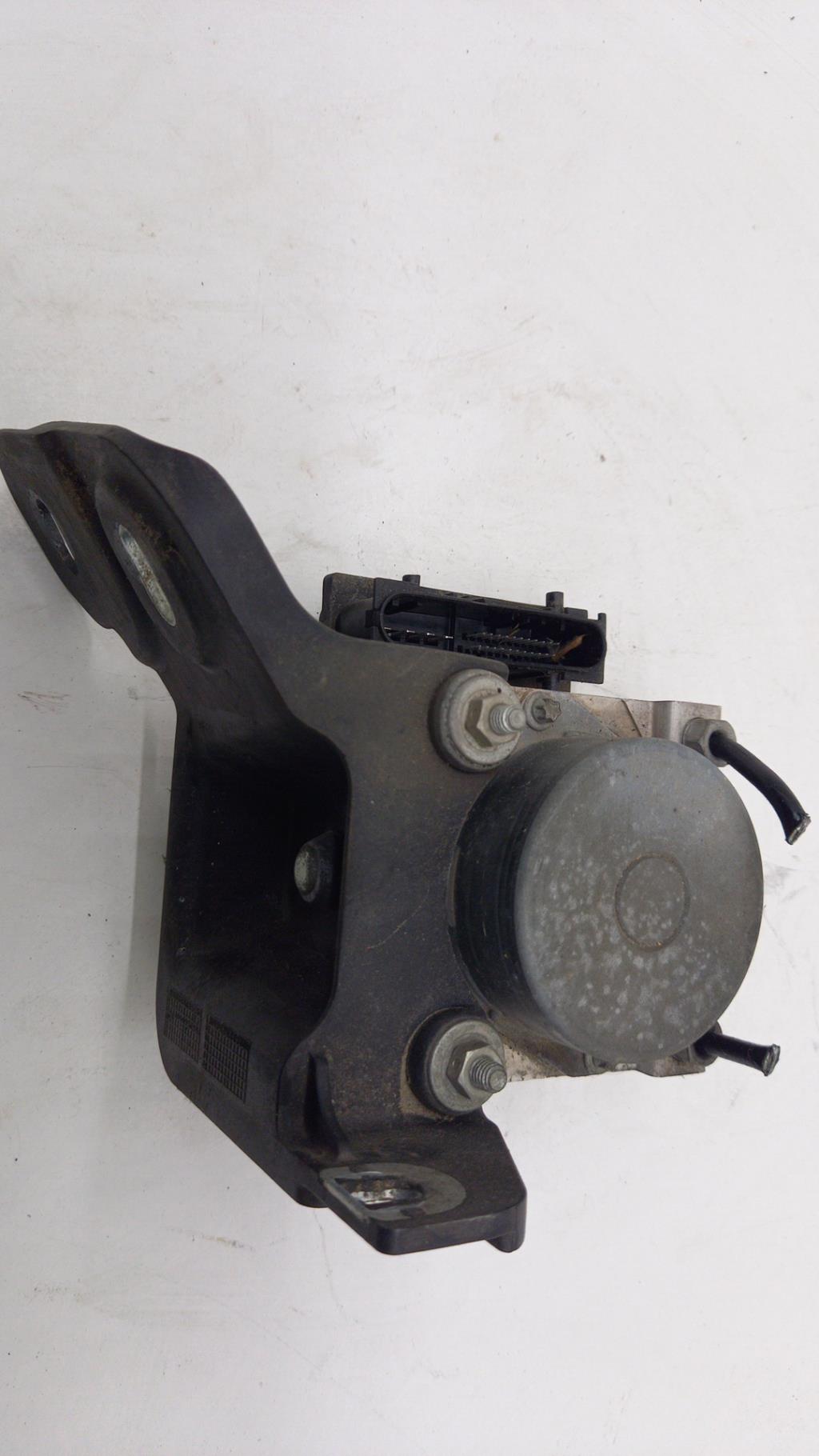 Blocco ABS (antibloccaggio freni) RENAULT CLIO 3 PHASE 1 BREAK Diésel - 1