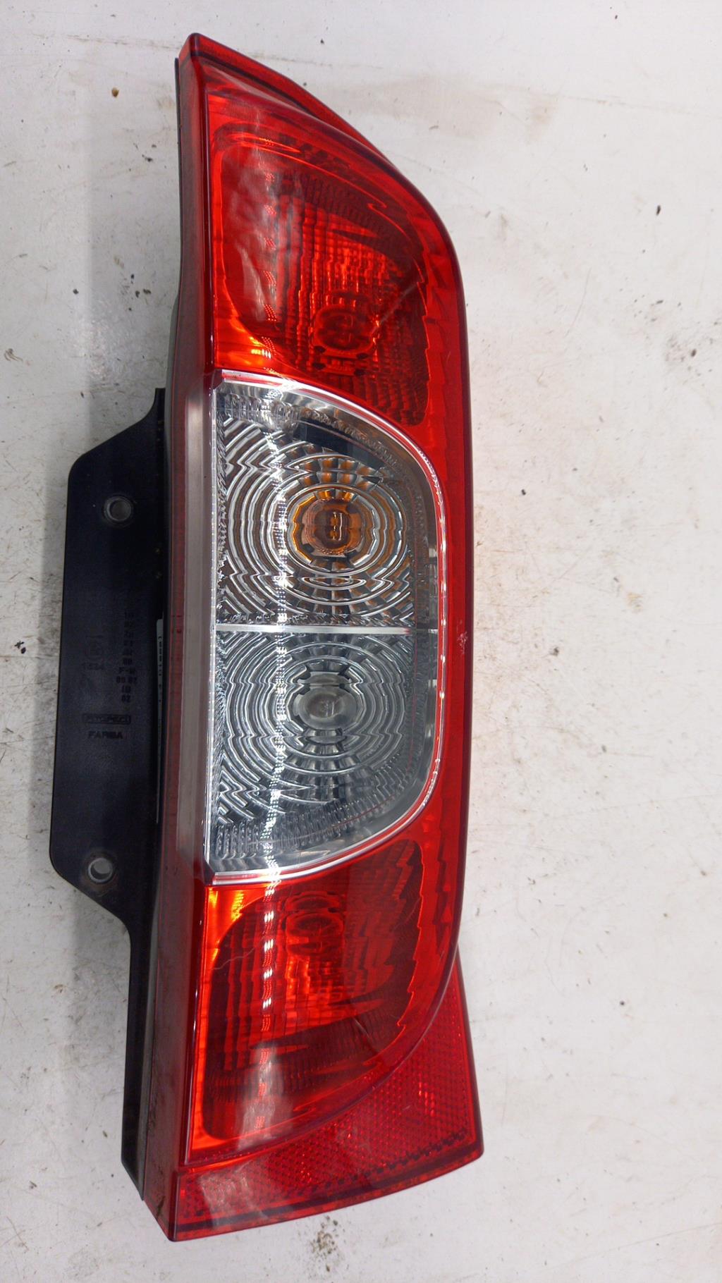 Fanale posteriore principale destro (luci) CITROEN NEMO Diésel - 1