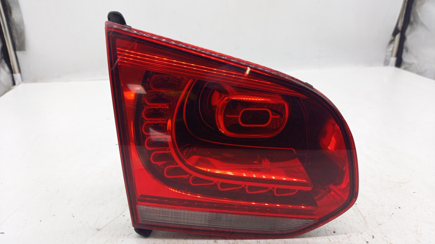 Gruppo ottico posteriore secondario sinistro (luci) VOLKSWAGEN GOLF 6 Gasolina - 1