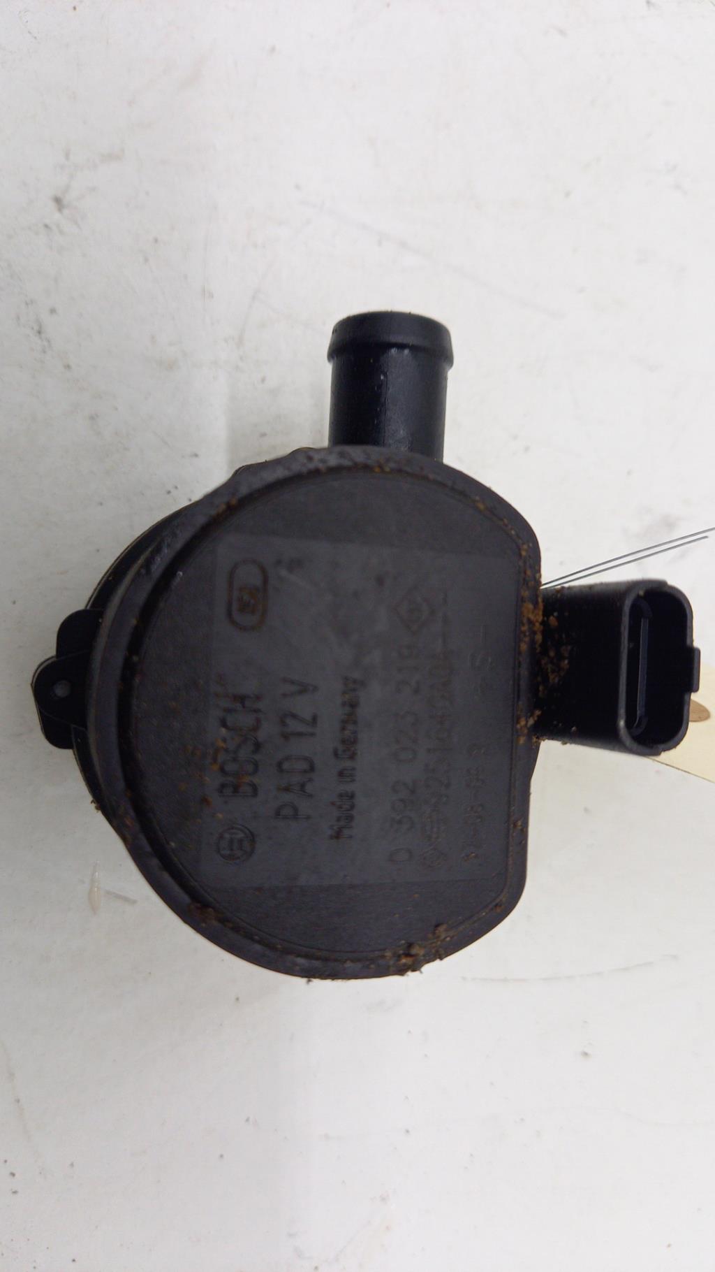 Pompe à eau RENAULT MEGANE 4 PHASE 1 Diesel - 1