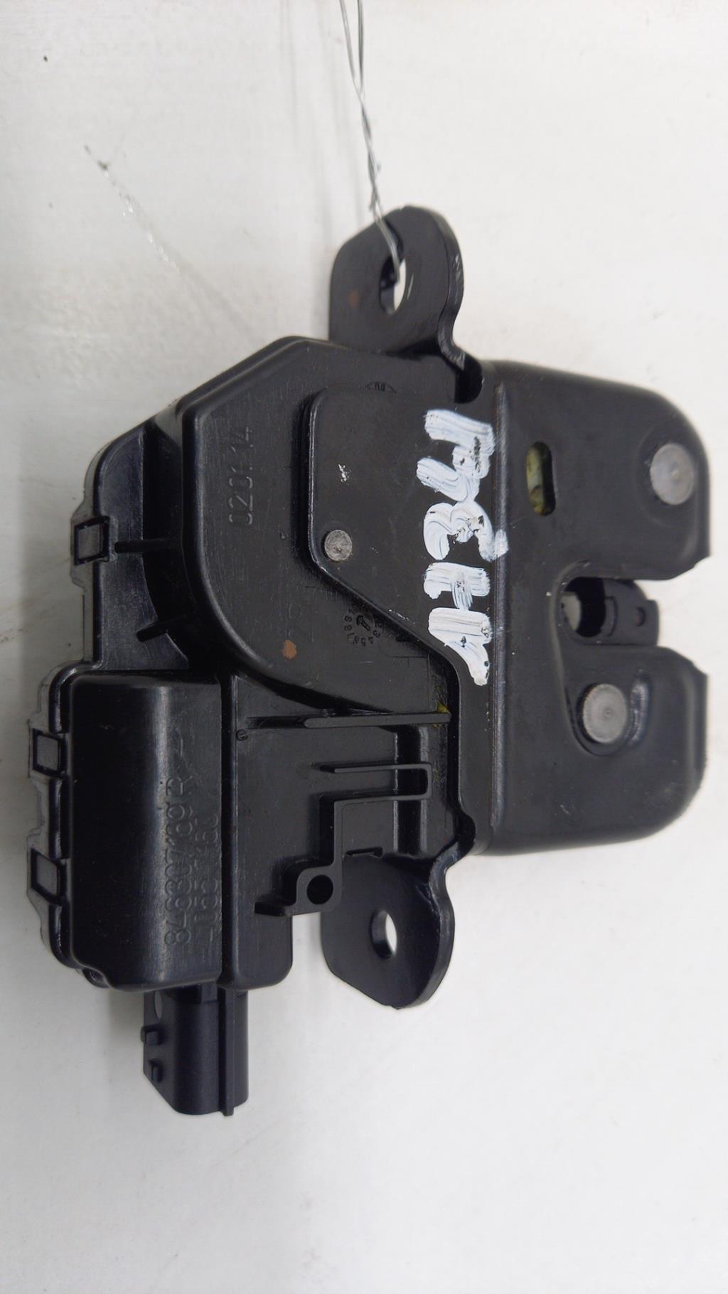 Serrure de hayon RENAULT CLIO 4 PHASE 1 Diesel - 1