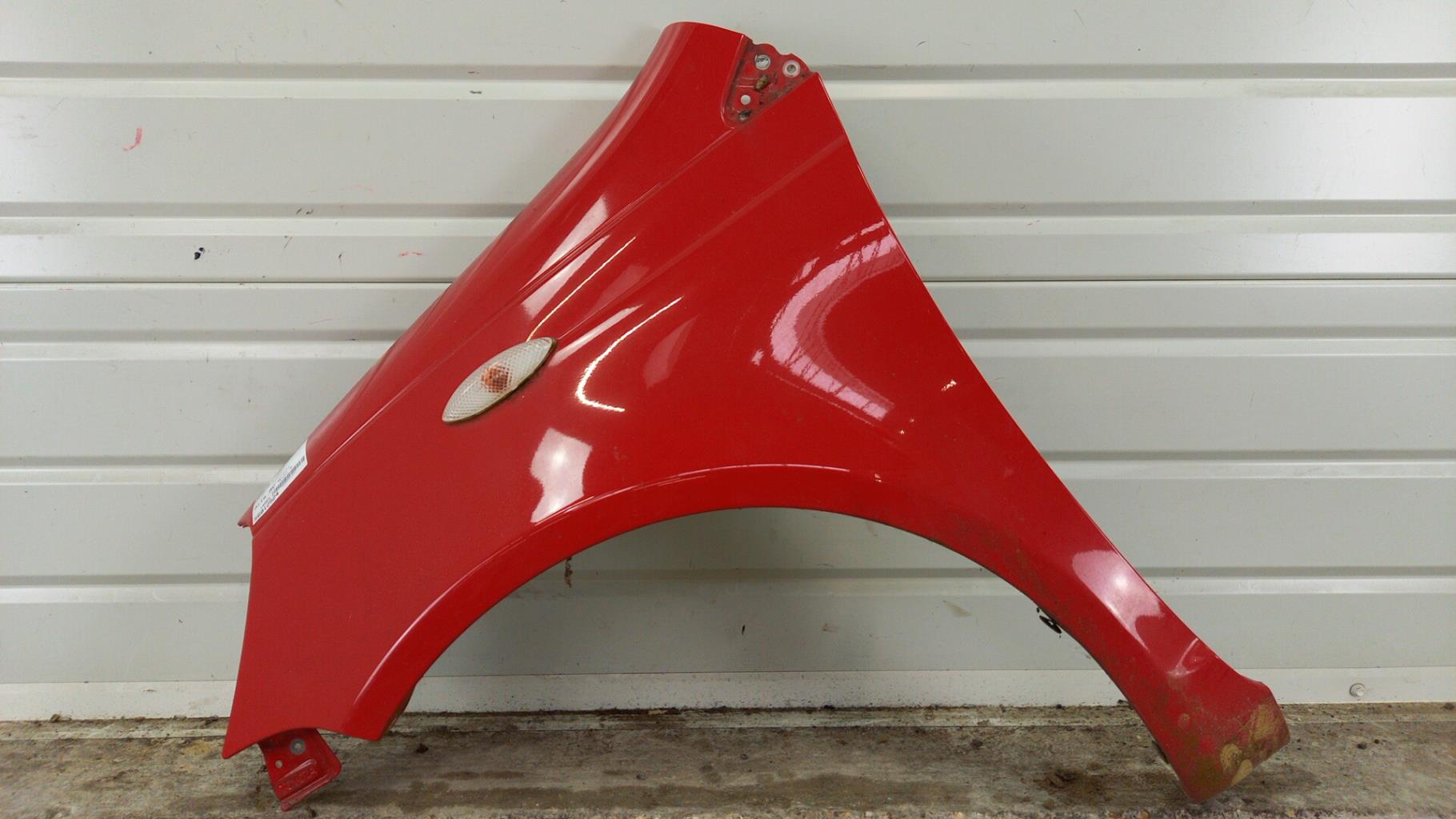 Parafango anteriore sinistro TOYOTA YARIS 1 PHASE 1 Gasolina - 1
