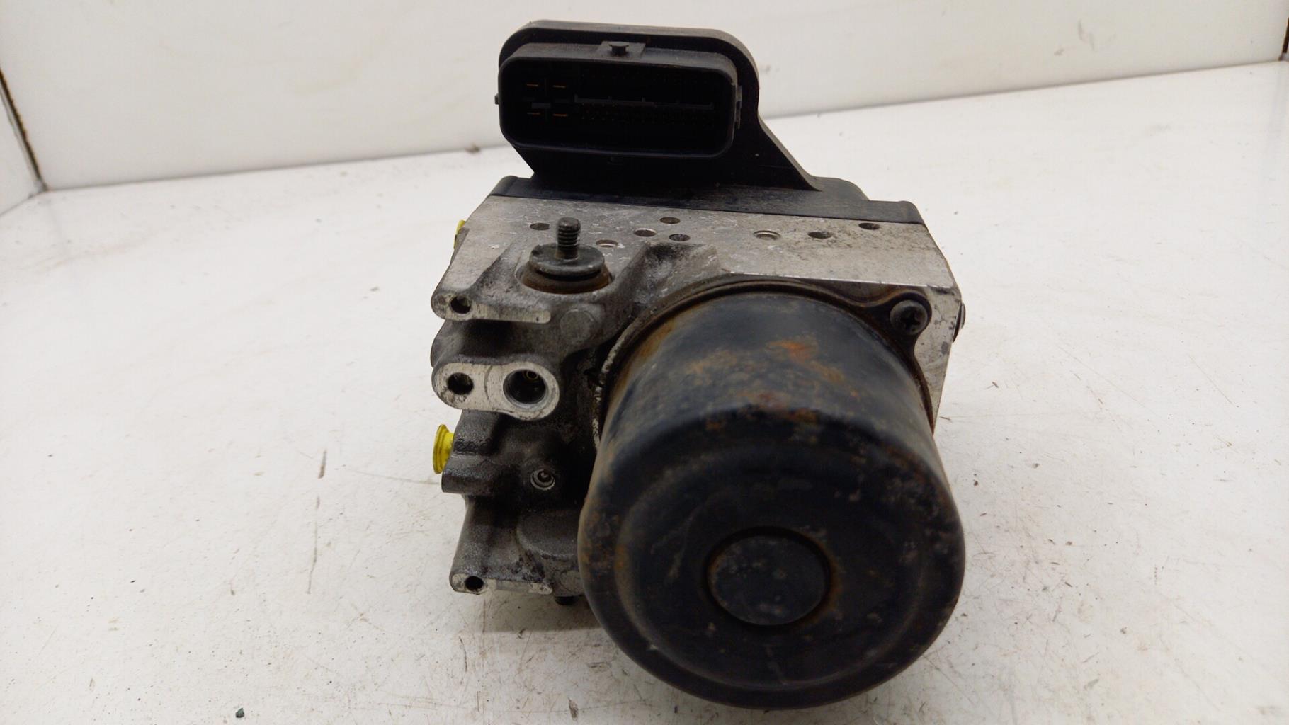 Blocco ABS (antibloccaggio freni) TOYOTA RAV4 2 PHASE 1 Diésel - 1