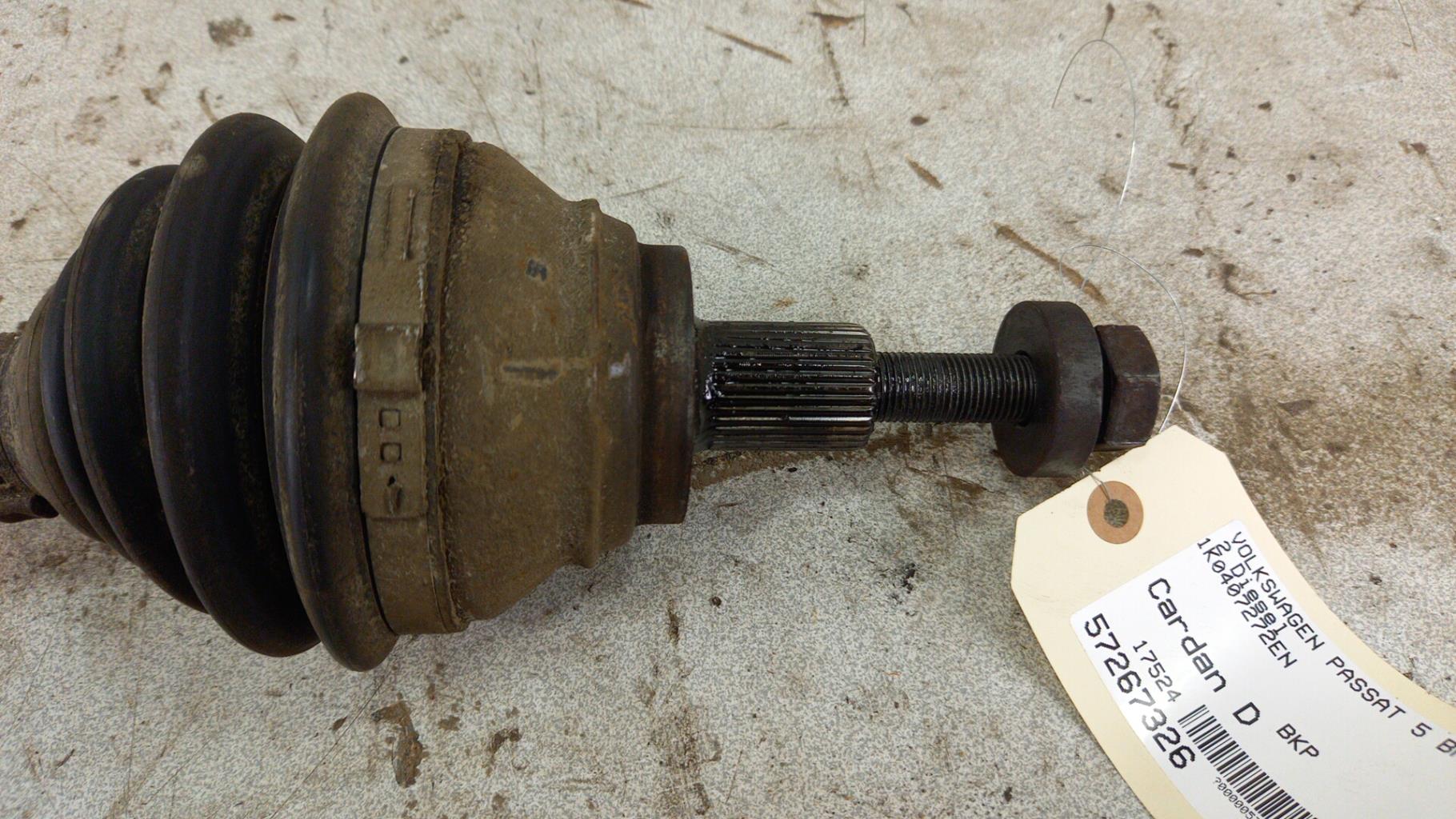 Giunto cardanico albero di trasmissione destro VOLKSWAGEN PASSAT 5 BREAK Diésel - 1