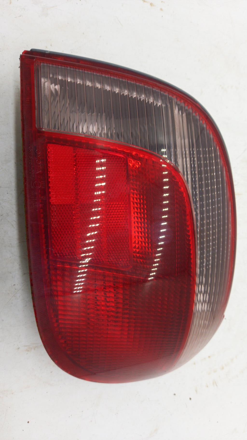 Fanale posteriore principale destro (luci) TOYOTA YARIS 1 PHASE 1 Gasolina - 1