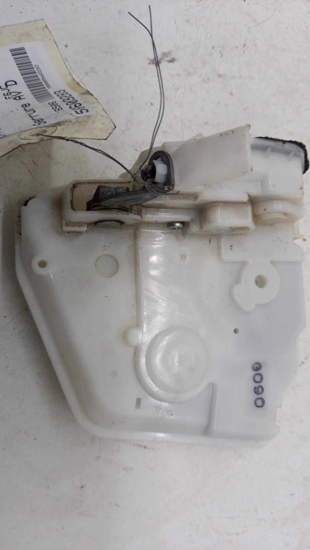 Serrure avant droit MAZDA 2 2 PHASE 1 Diesel - 1