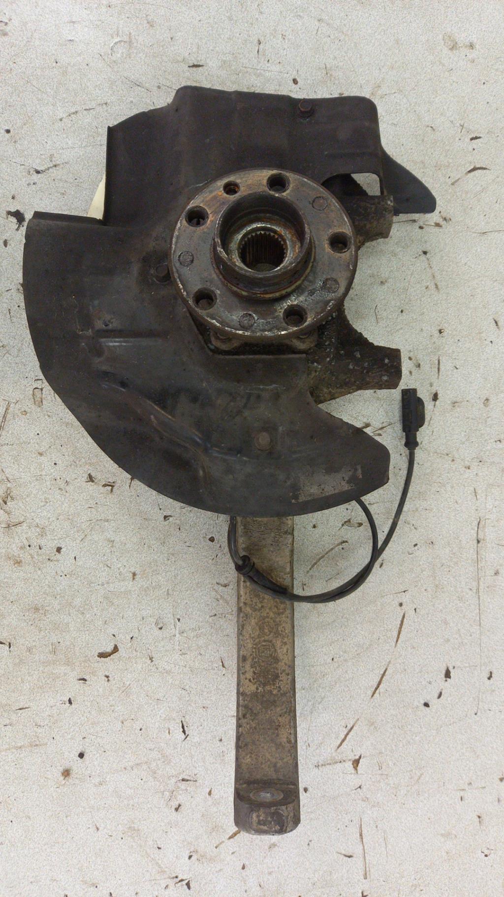Mozzo anteriore sinistro ALFA ROMEO 159 BREAK Diésel - 1