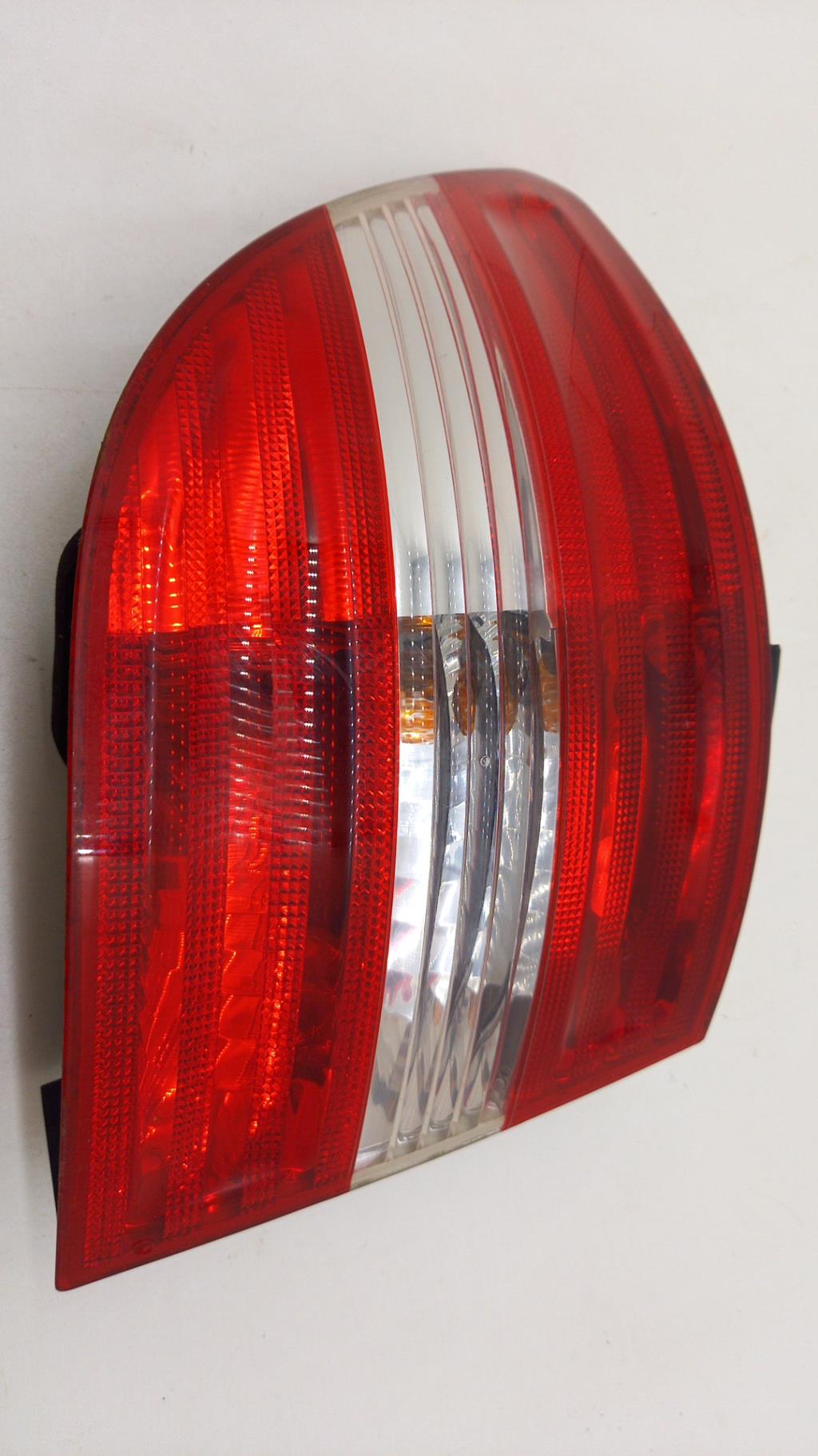 Fanale posteriore principale sinistro (luci) MERCEDES CLASSE B 245 PHASE 1 Diésel - 1