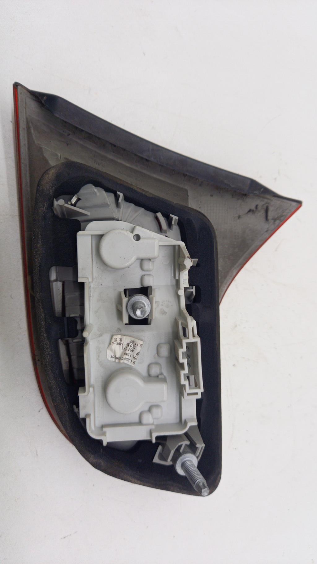Feu arriere secondaire gauche (feux) AUDI A4 2 AVANT PHASE 2 BREAK Diesel - 1