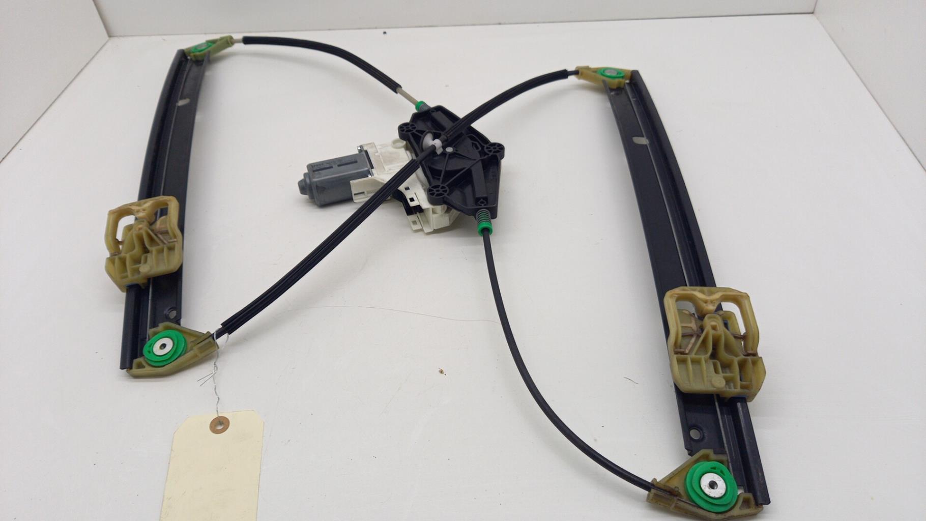 Alzacristalli elettrico anteriore destro AUDI A4 3 AVANT S4 PHASE 1 BREAK Gasolina - 1