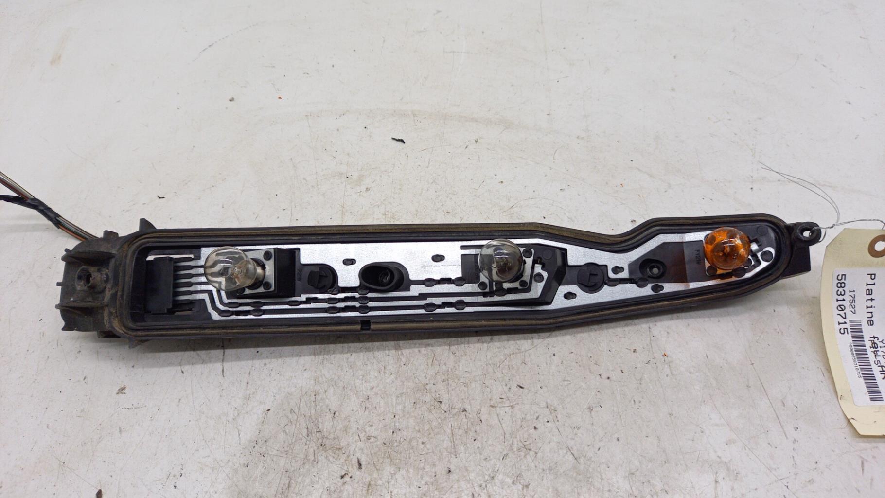 Base portalampade fanale posteriore destro OPEL CORSA C PHASE 1 Diésel - 1