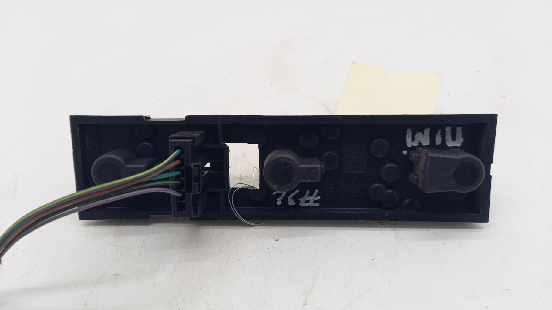 Base portalampade fanale posteriore sinistro MINI MINI 1 R50/R53 PHASE 1 Gasolina - 1